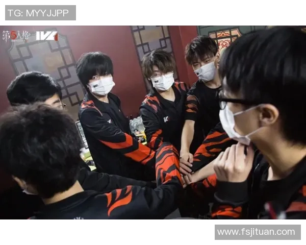 全球总决赛特别报道FPX的拼搏历程与荣耀时刻回顾实时新闻